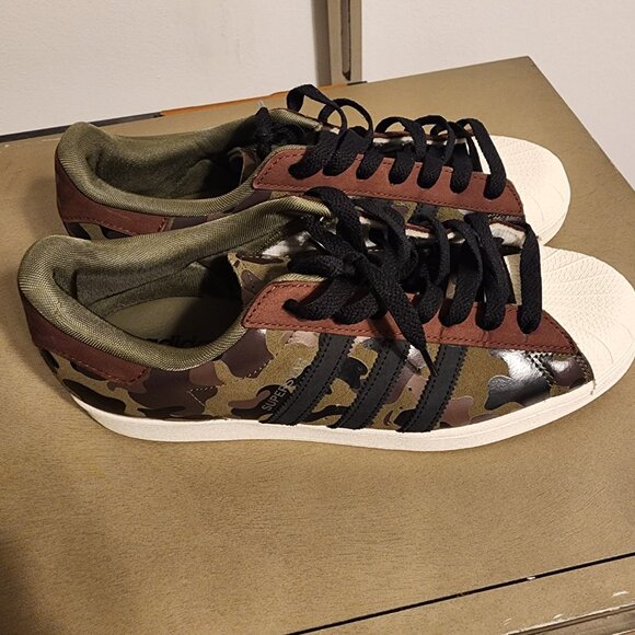 Adidas Shell tops - Picture 3 of 5